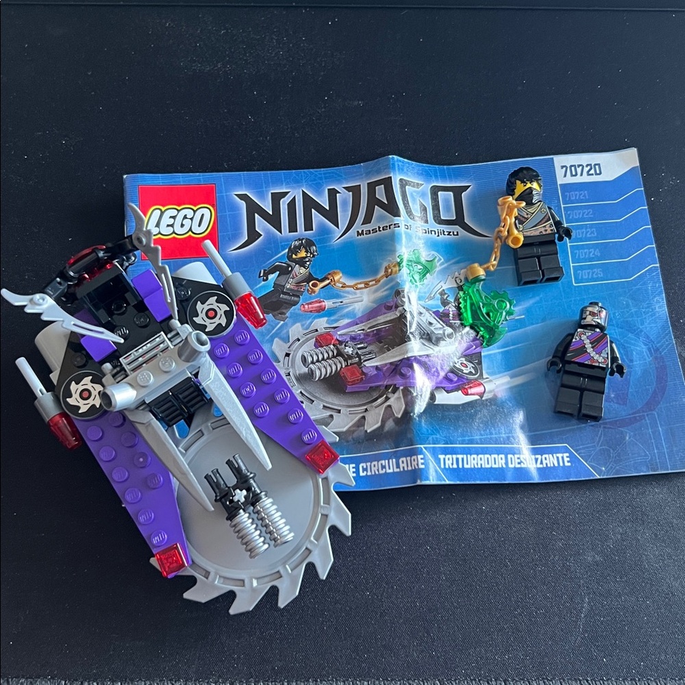 LEGO Ninjago Hover Hunter 70720 /100% Complete Set w/ Minifigs, Instructions